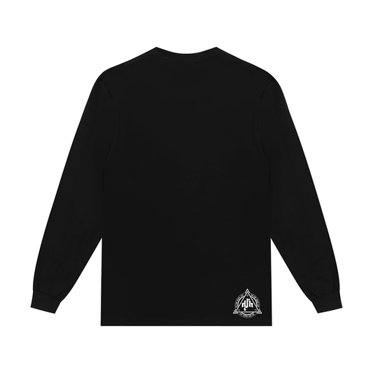 Travelers-Leila long sleeve t-shirt.